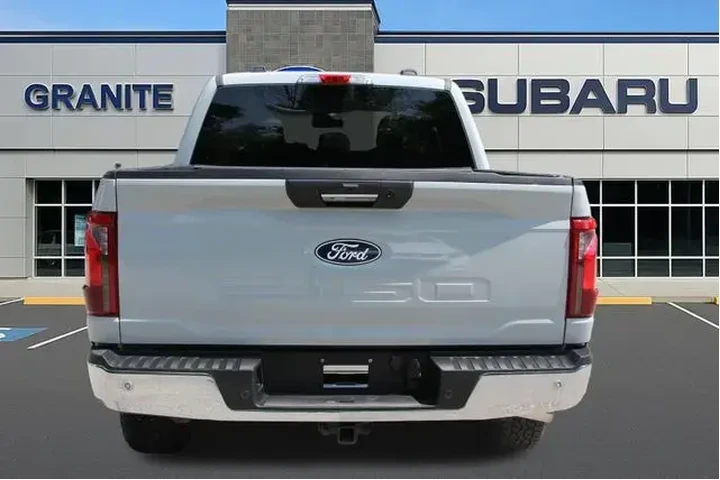 $38990 : Ford F-150 2024 4x4 XLT 4dr image 8