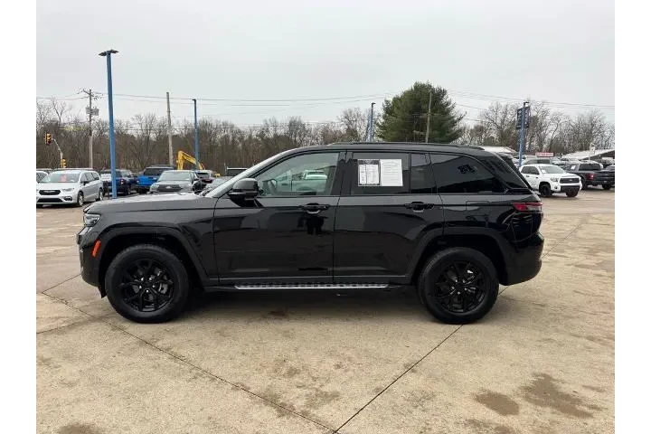 $30995 : Jeep Grand Cherokee 2024 4x4 image 5