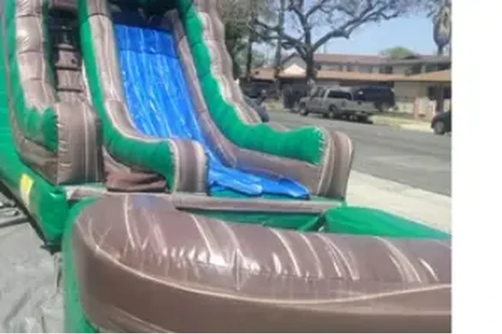 CARPAS  Y WATER 🌊💦 SLIDES image 4