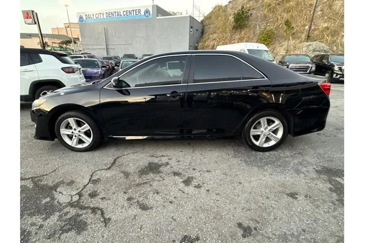 $14888 : Toyota Camry 2014 SE 4dr Sed image 7