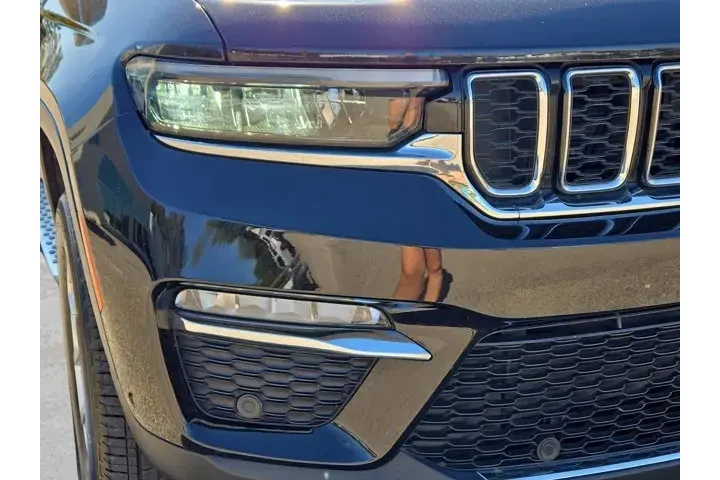 $29995 : Jeep Grand Cherokee 2023 4x2 image 3