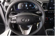 $21226 : Hyundai VENUE 2026 SE 4dr Cr thumbnail