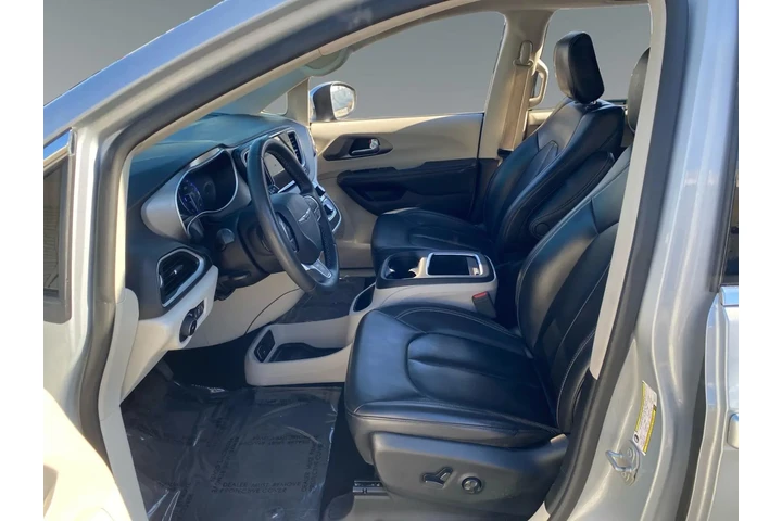 $29282 : Chrysler Pacifica 2023 Touri image 9
