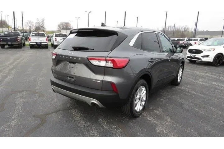 $17372 : Ford Escape 2021 AWD SE 4dr image 7