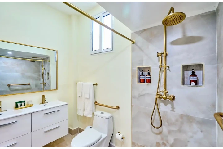 $150000 : Casa - Hostal ,Habana Cuba image 4