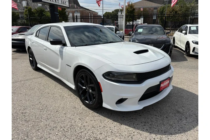 2022 Charger R/T image 3