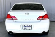 $5491 : Toyota Avalon 2005 Limited 4 thumbnail
