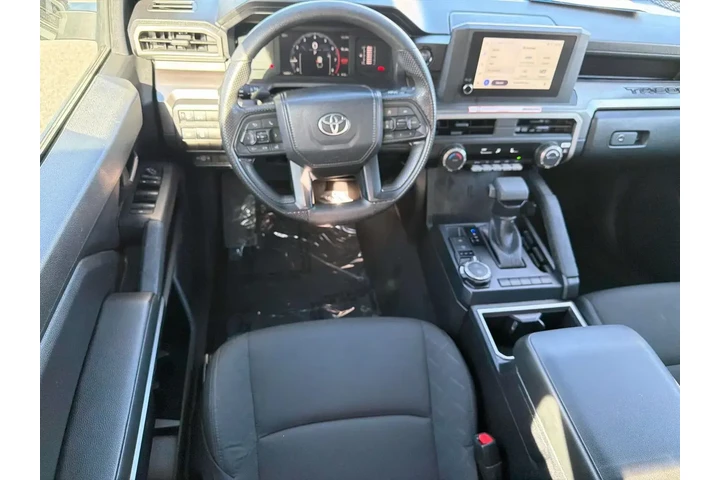 $37540 : Toyota Tacoma 2025 4x4 SR5 4 image 8