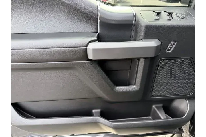 $26999 : Ford F-150 2018 4x4 XLT 4dr image 8