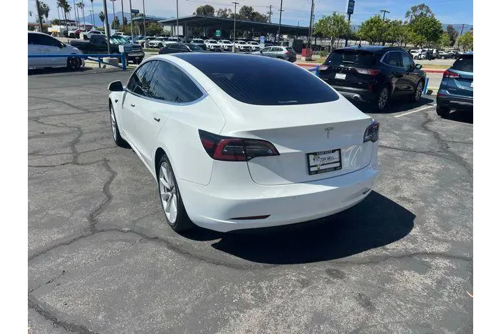 $21881 : Tesla Model 3 2018 Long Rang image 9