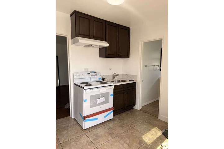 $1750 : Studio/Single Inglewood $1750 image 2