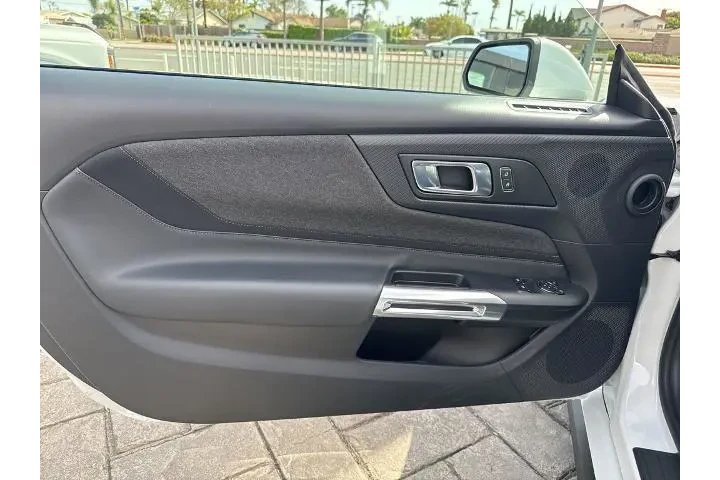 $28888 : Ford Mustang 2024 EcoBoost P image 10