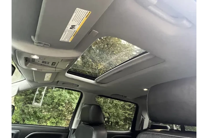 $24995 : 2017 GMC Sierra 1500 SLT image 9