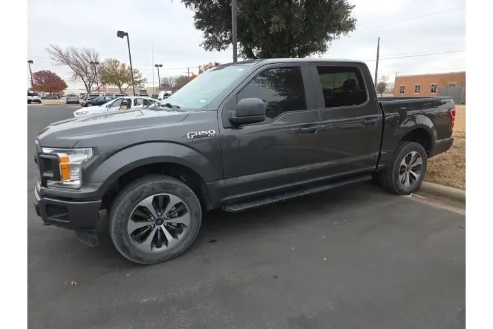 $26490 : Ford F-150 2020 4x4 XL 4dr S image 1