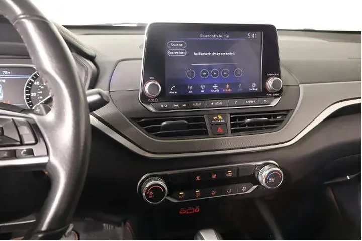 $22735 : Nissan Altima 2024 2.5 SR 4d image 5