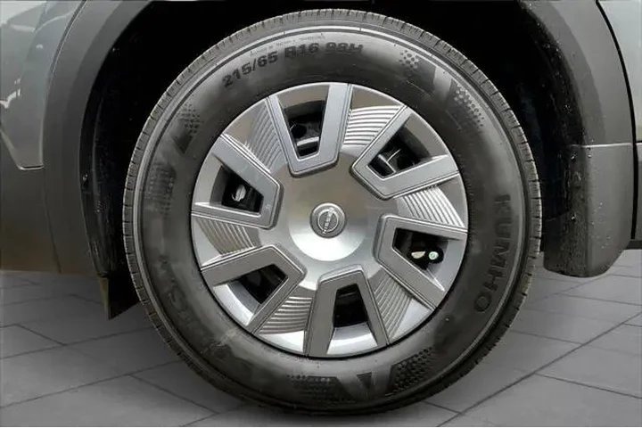 $20399 : Nissan Kicks 2025 AWD S 4dr image 10