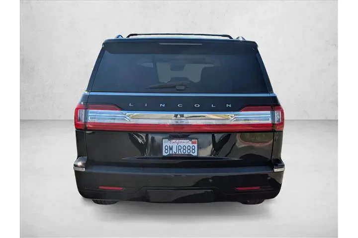 $27992 : Lincoln Navigator 2019 4x4 R image 7