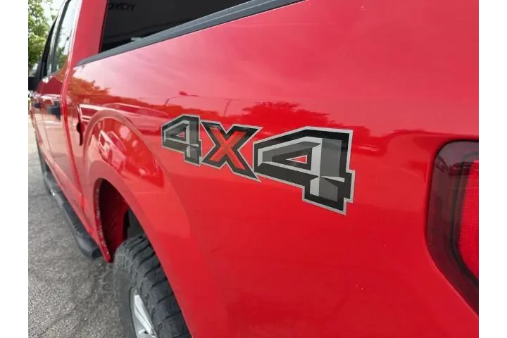 $30000 : Ford F-150 2020 4x4 XL 4dr S image 4