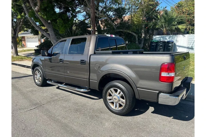$10530 : Ford F-150 2005 4dr SuperCre image 2