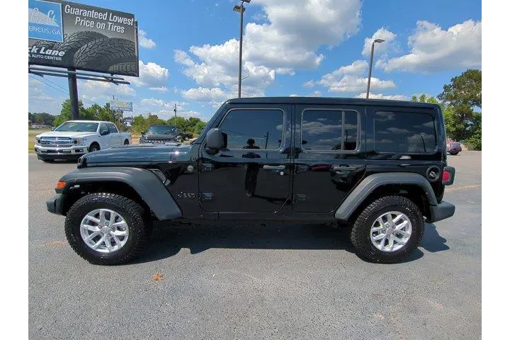 $30987 : Jeep Wrangler 2023 4x4 Sport image 7
