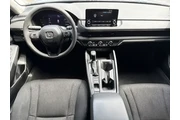 $22240 : Honda Accord 2024 LX 4dr Sed thumbnail