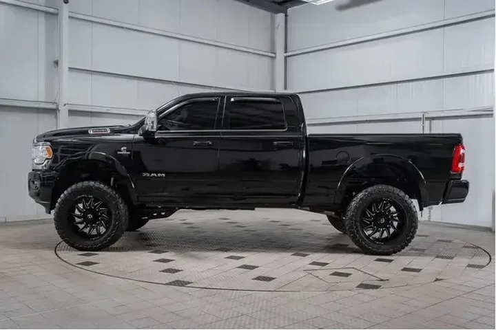 $69500 : Ram 2500 2023 4x4 Limited Lo image 4