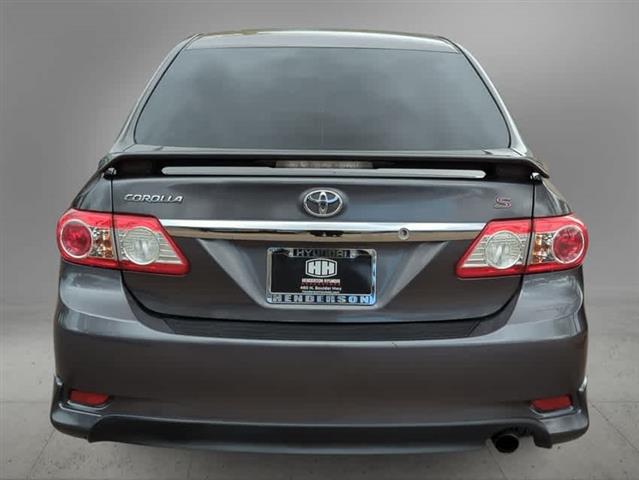 $10200 : Pre-Owned 2013 Toyota Corolla image 4
