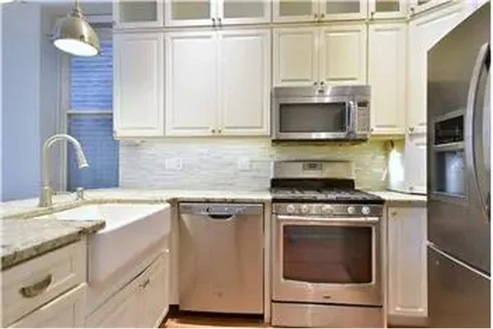 $3695 : Rental property with 3 bedro image 4