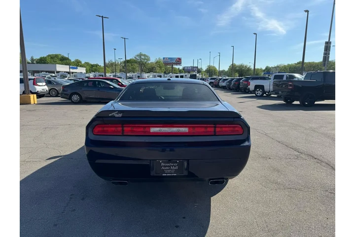 $13450 : 2013 Challenger 2dr Cpe SXT image 3