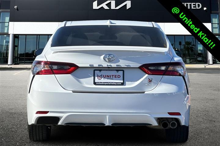 $27498 : Pre-Owned 2023 Camry SE image 4