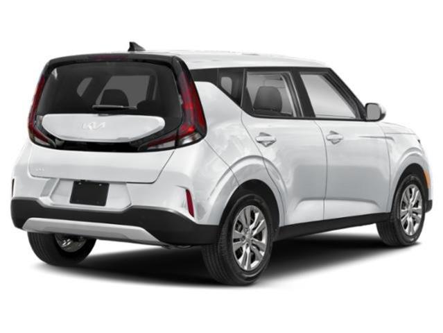 $14720 : 2023 Kia Soul image 2