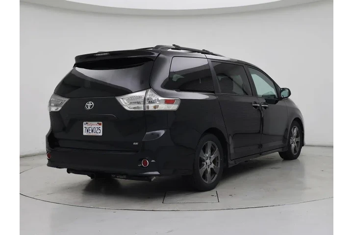 $23998 : Toyota Sienna 2017 SE 8-Pass image 8