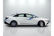 $20543 : Hyundai ELANTRA 2025 SE 4dr thumbnail