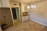 $1350 : clean 3 Bedroom remodeled home thumbnail