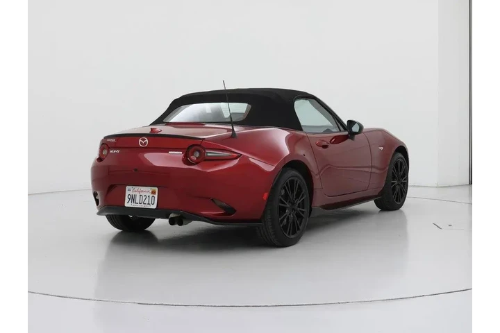 $30998 : Mazda MX-5 Miata 2024 Club 2 image 8