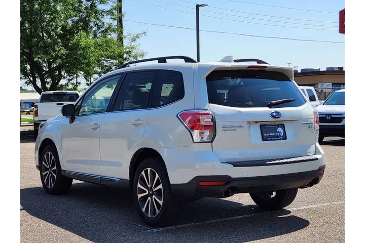 $18495 : 2017 Forester 2.0XT Touring image 8