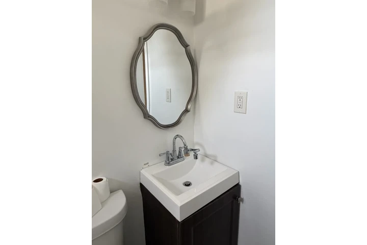 $1750 : Departamento completo image 4