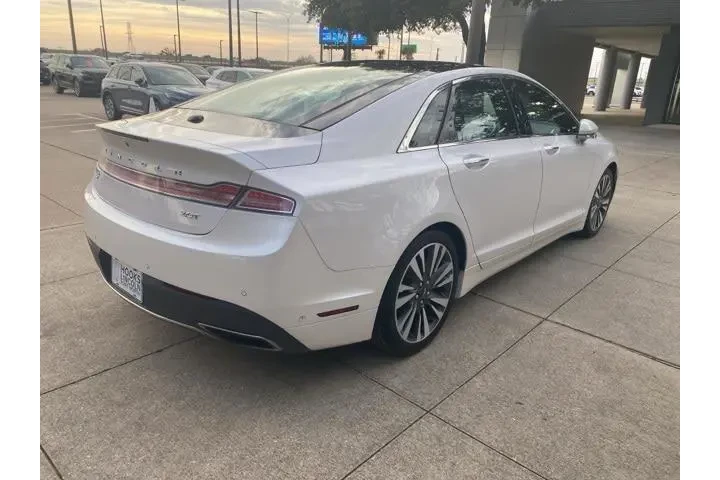 $17980 : Lincoln MKZ 2019 Reserve II image 6