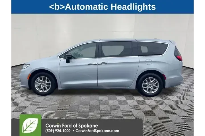 $28989 : Chrysler Pacifica 2024 Touri image 10