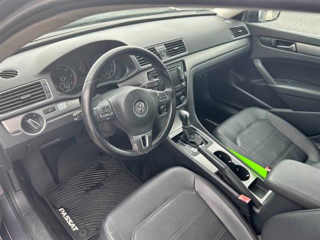 $9995 : 2014 Passat 2.0L TDI SE image 10