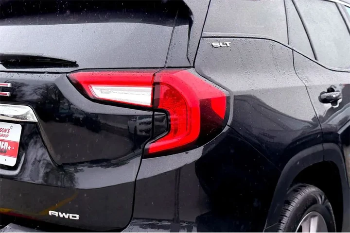 $20781 : GMC Terrain 2024 AWD SLT 4dr image 6