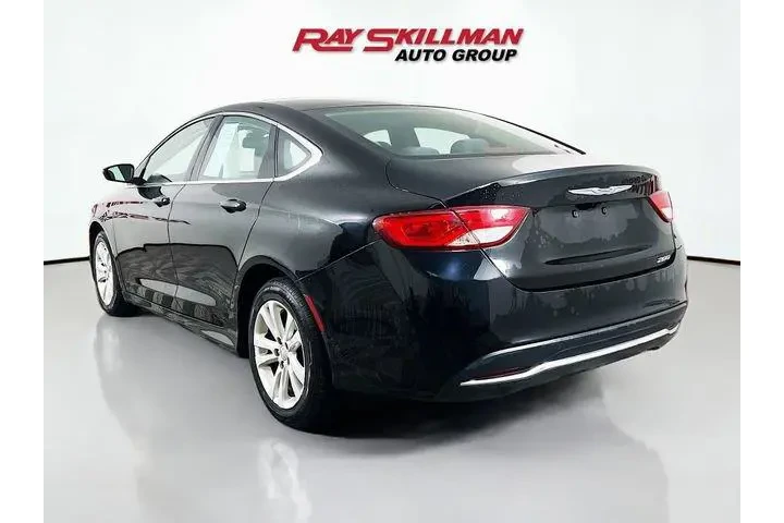 $9975 : Chrysler 200 2016 Limited 4d image 5