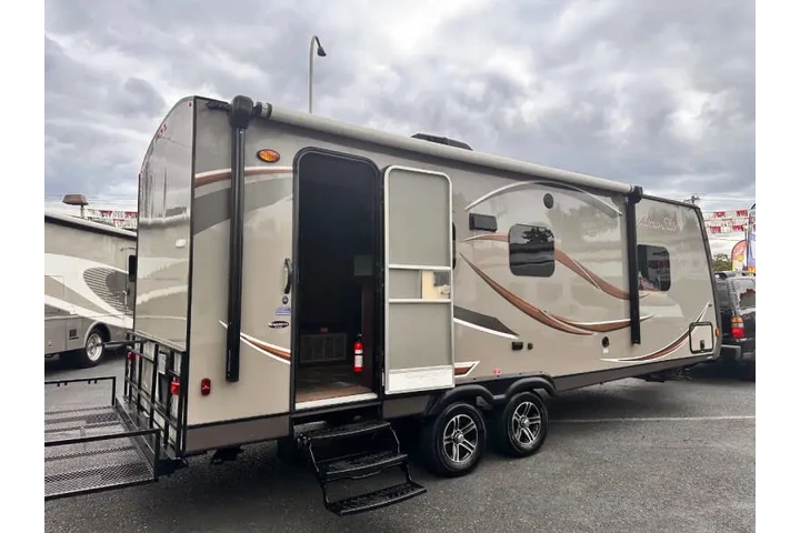 $16900 : 2014 Holiday Rambler ALUMA-LI image 7