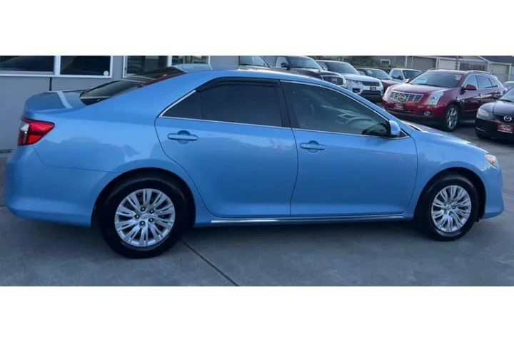 $2800 : Toyota Camry 2012 image 8