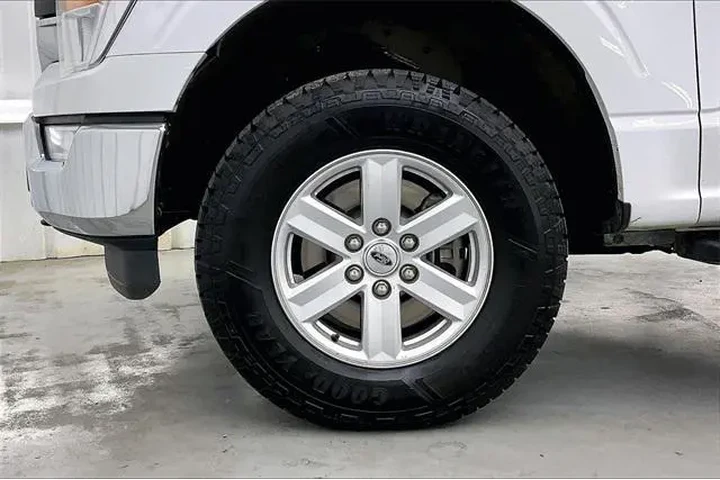 $17990 : Ford F-150 2021 4x4 XLT 4dr image 10