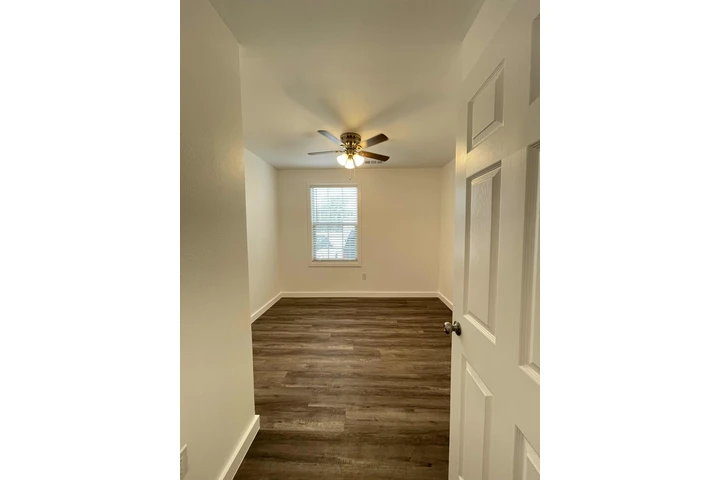 $24000 : Apt 2 recamaras - remodelado image 5
