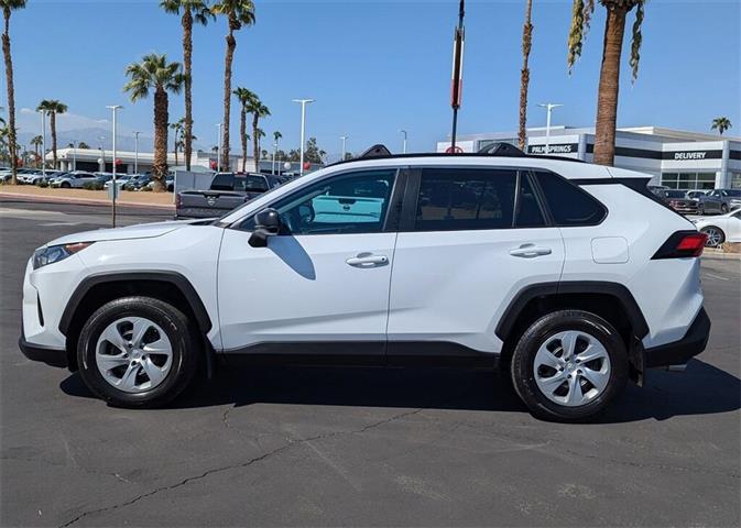 $26928 : 2021 RAV4 LE image 3