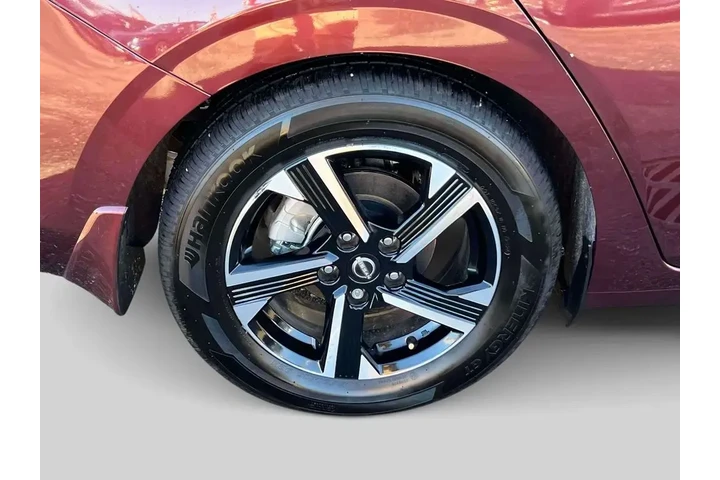 $17895 : Nissan Sentra 2025 SV 4dr Se image 9