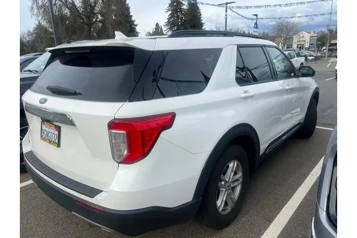 $32988 : Ford Explorer 2023 XLT 4dr S image 5