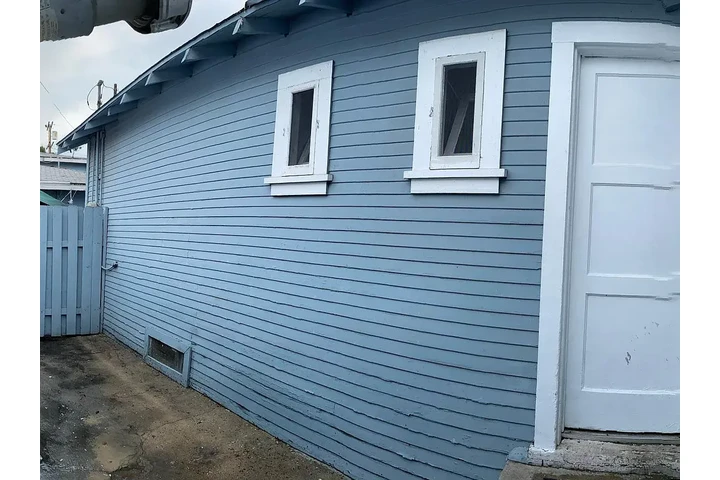 $2000 : RENTO:Harris Ave, Lynwood, CA image 1